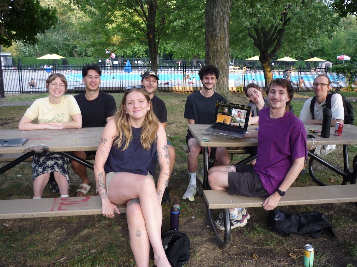 N10.AS Team Meeting Park